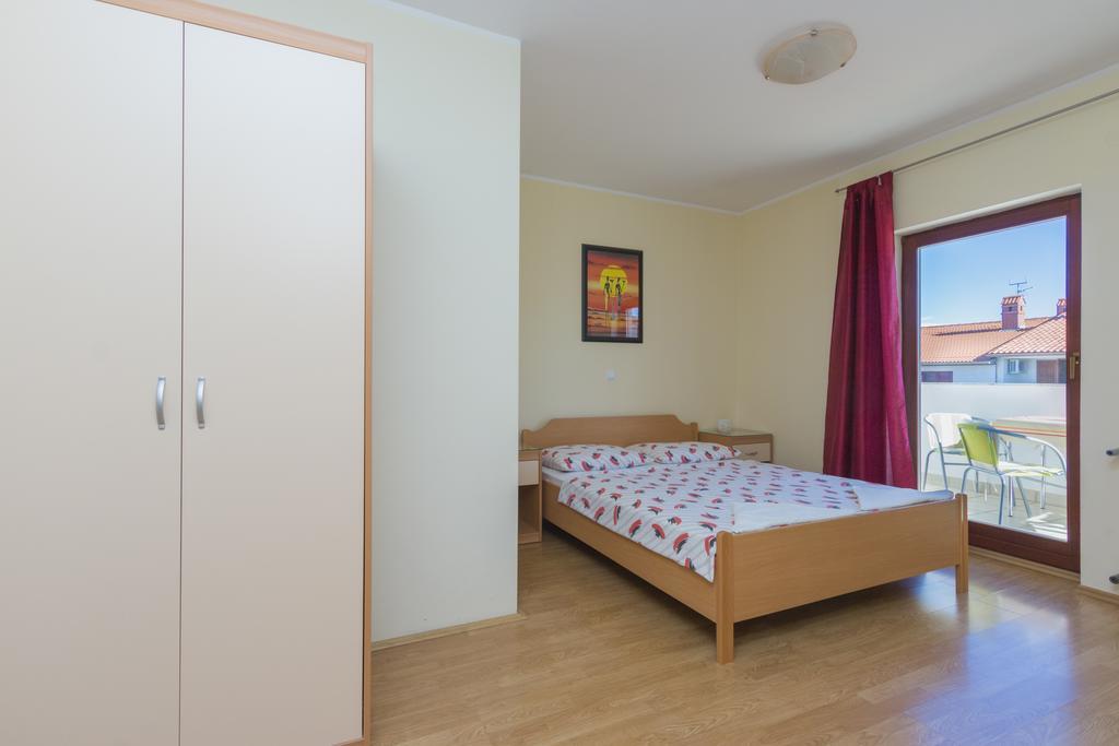 Milos Apartment Pola Esterno foto